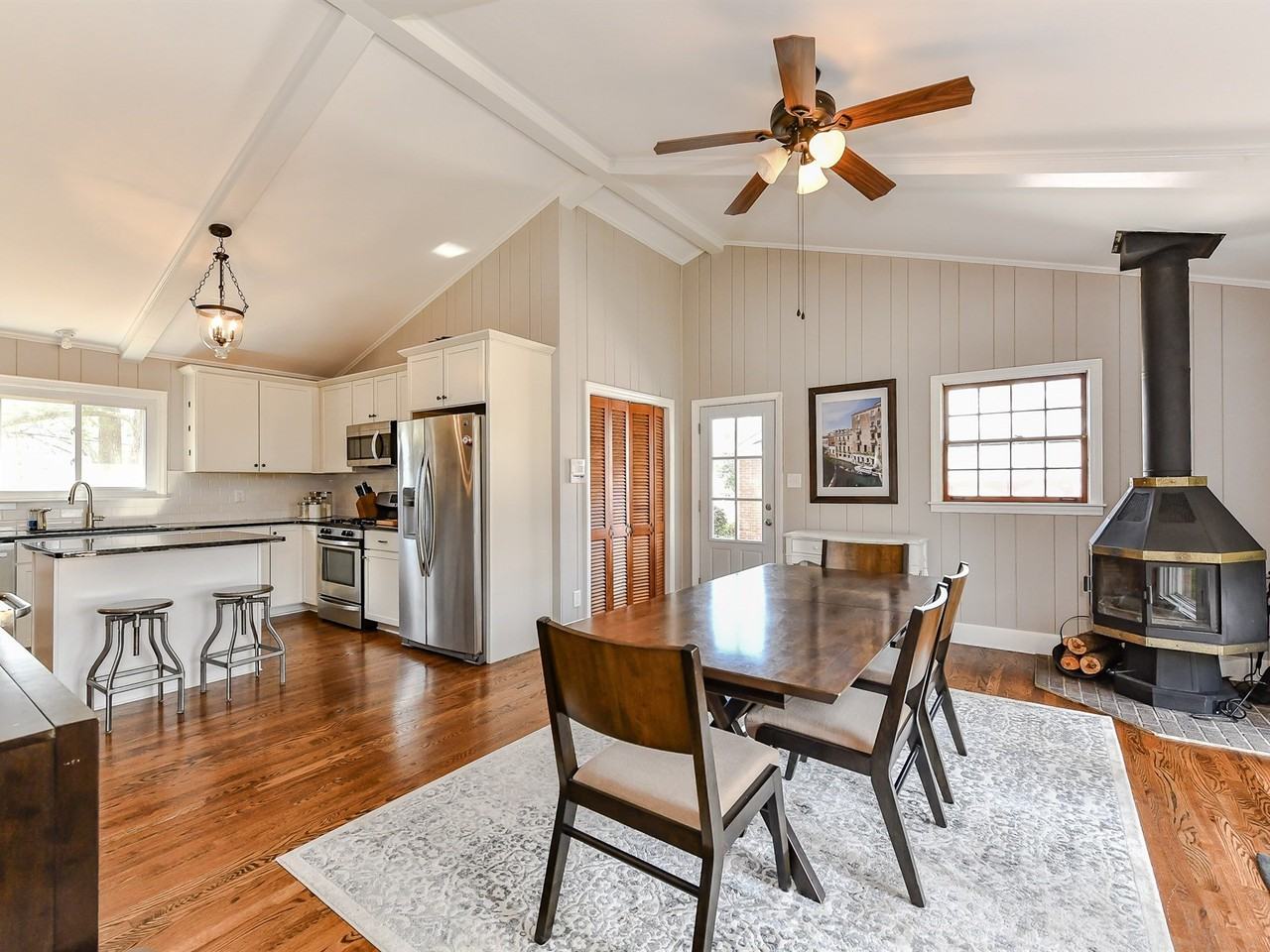 1615 Emerywood Dr #1 - Photo 3 of 20