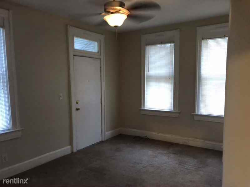 3212 3212 Hackberry St 1 - Photo 2 of 9