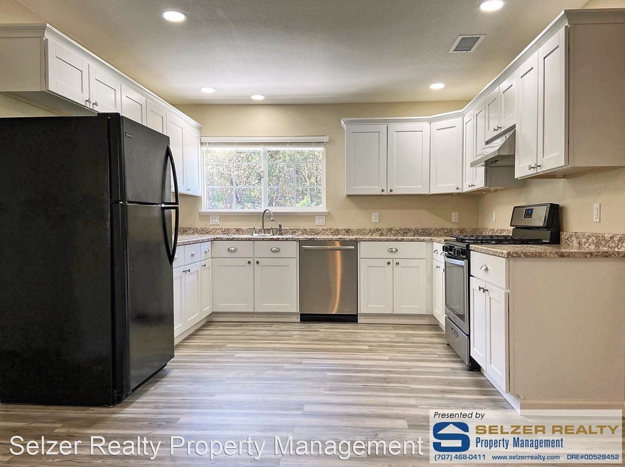 6851 Black Oak Dr #A - Photo 3 of 6