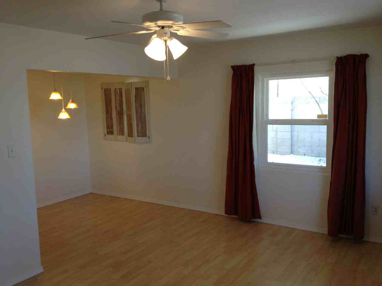 1806 Palomas Dr Ne - Photo 2 of 13