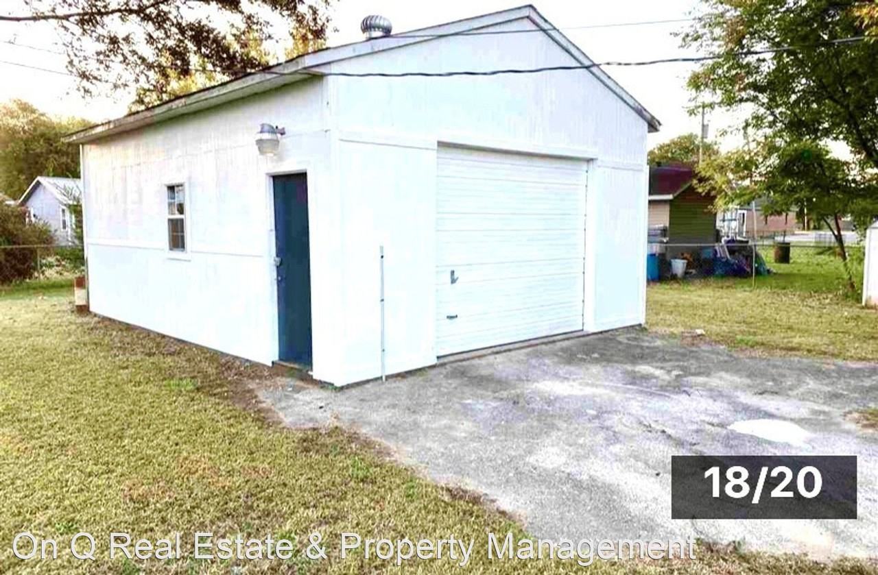 520 N Pine Ave - Photo 3 of 11