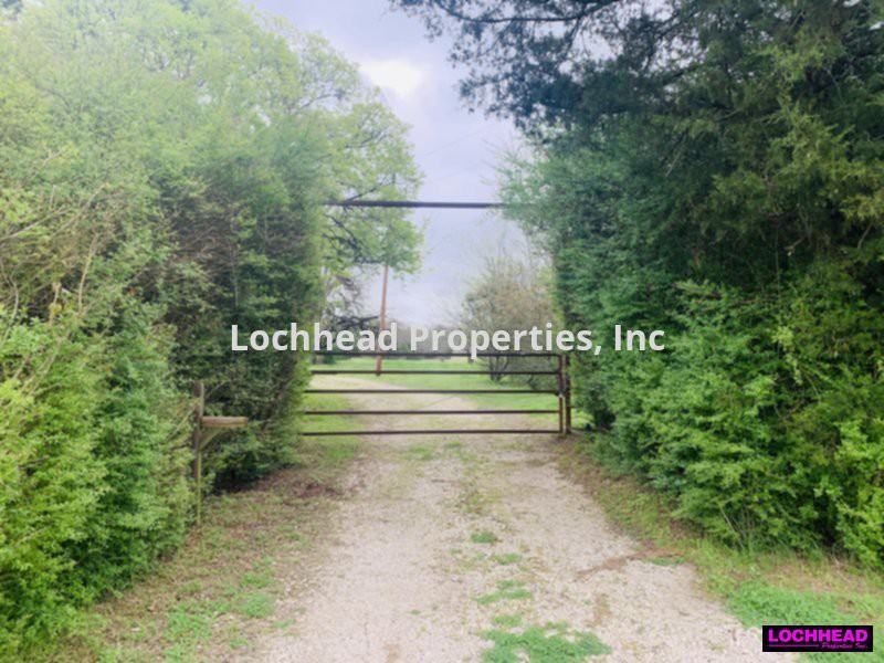 5546 Abner Rd - Photo 2 of 14