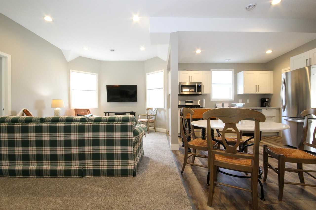 711 Sims Ave #A - Photo 6 of 19