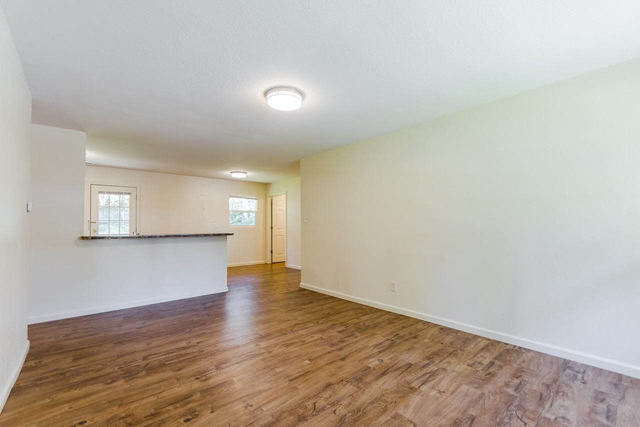 2055 College View Rd #1 - Photo 2 of 10