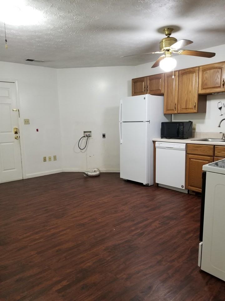 355 10th St Nw #2 - Photo 2 of 16