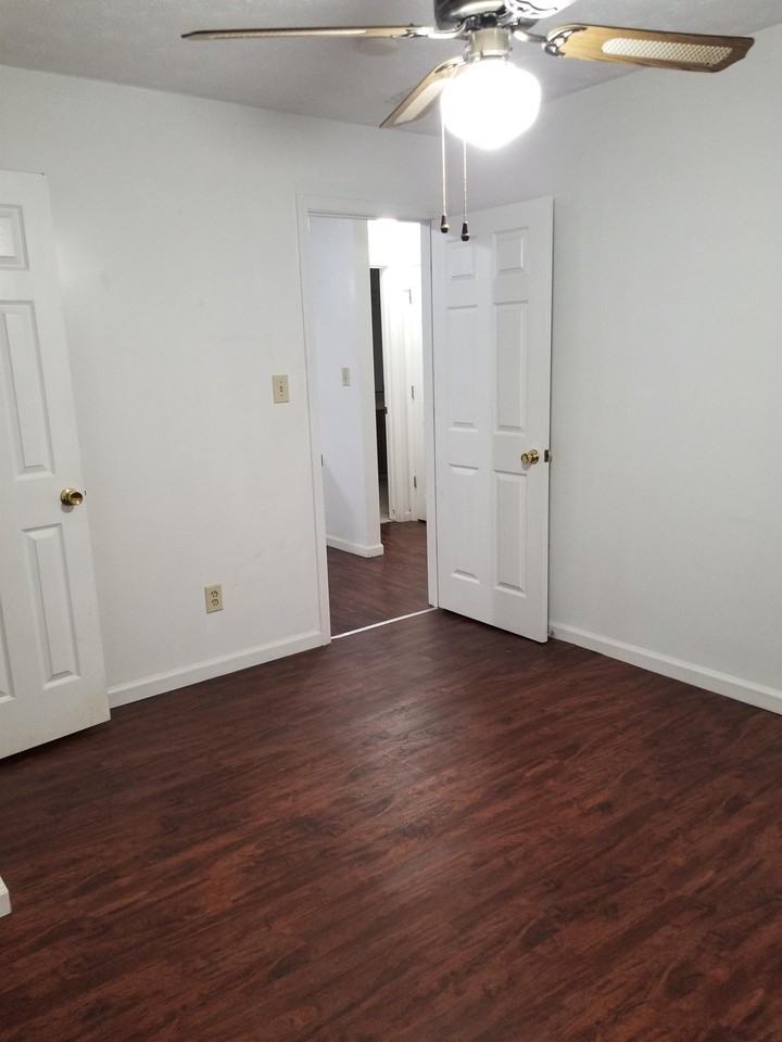 355 10th St Nw #2 - Photo 5 of 16