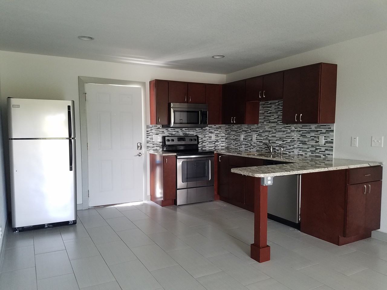 4205 S Manhattan Ave - 107 #107 - Photo 2 of 7