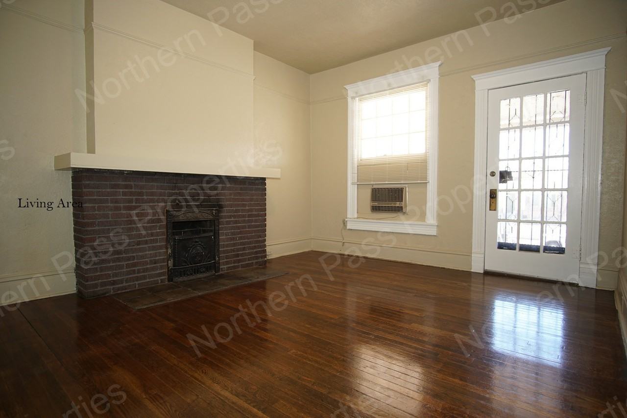 1421 Wyoming Avenue - Photo 3 of 12