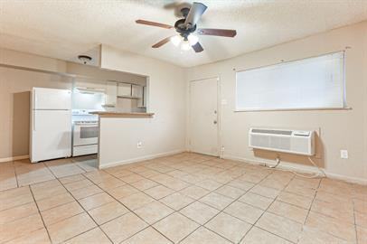 2139 Highway 90 W - Photo 2 of 24