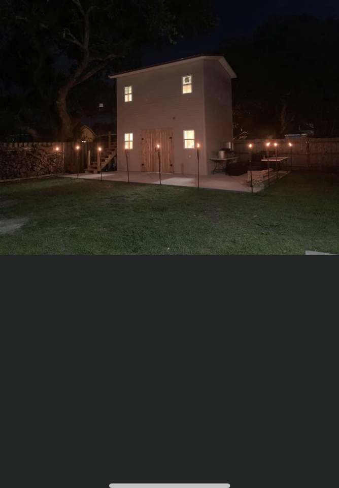 165 S Van Ave - Photo 3 of 14