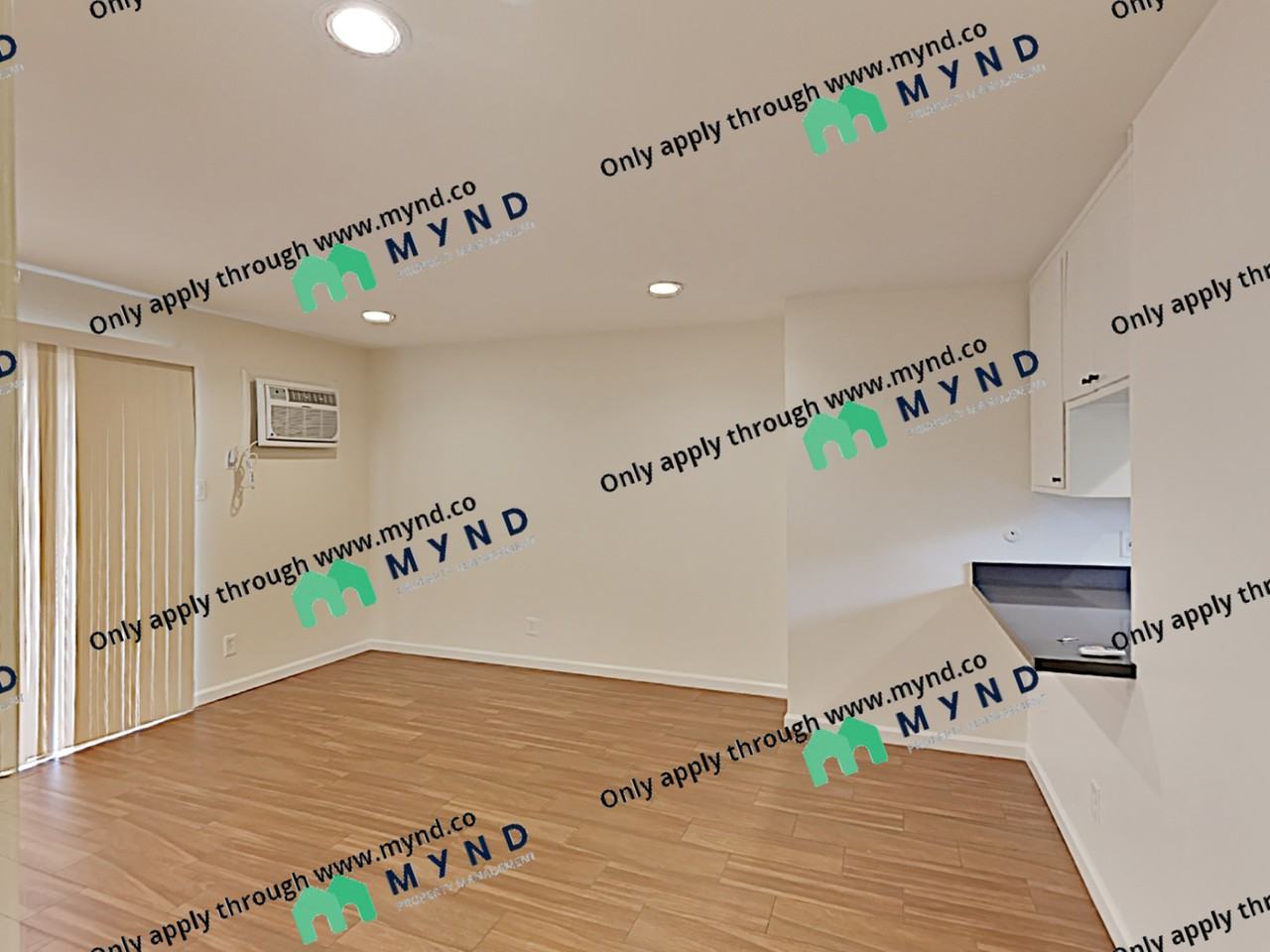 2721 Beatty St - Photo 2 of 15