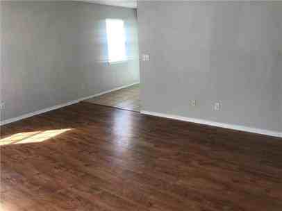 801 SE First St (New) - Photo 2 of 9