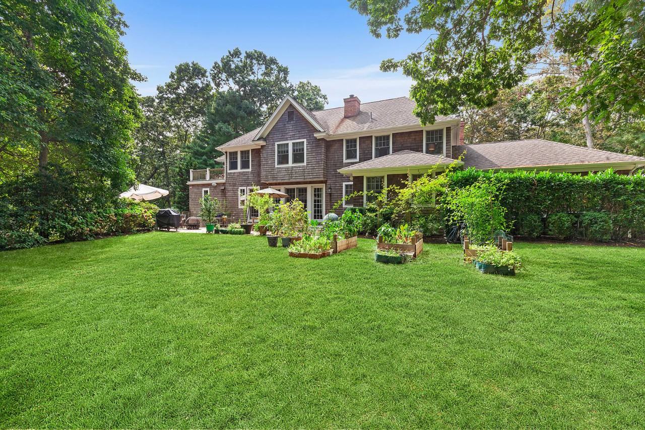 53 Cedar Ln - Photo 2 of 18