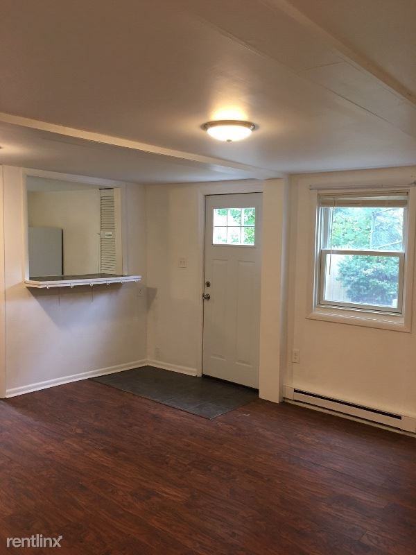 3046 3046 Main Street Studio R - Photo 2 of 14