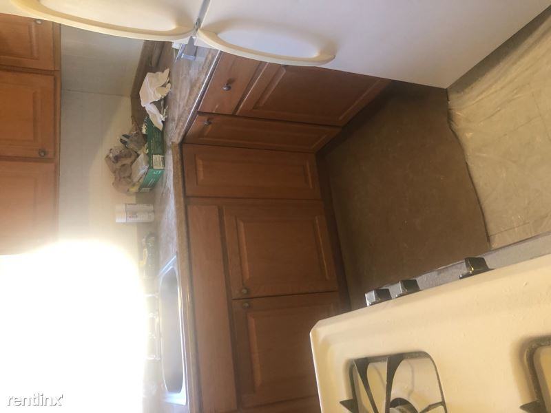 296 Terrace Ave - Photo 3 of 7