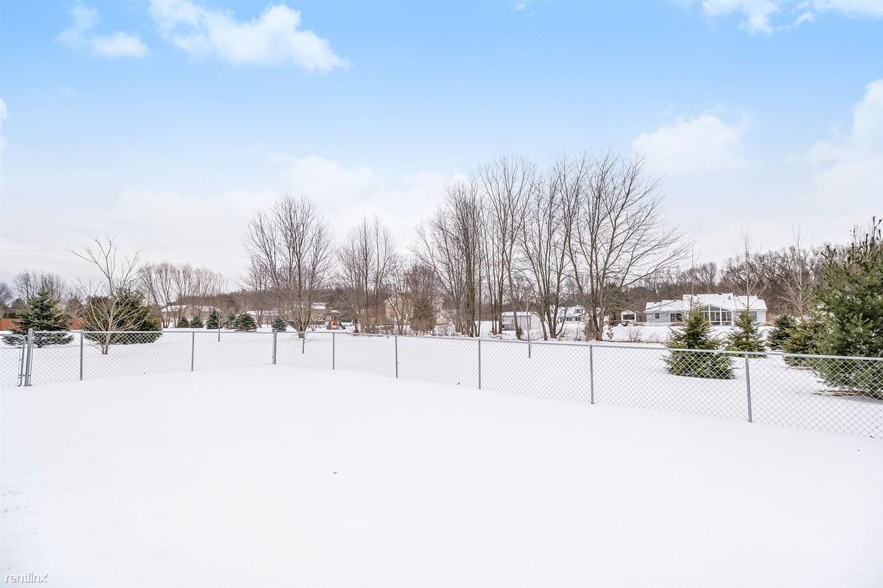 23763 Humming Bird Ave - Photo 3 of 20