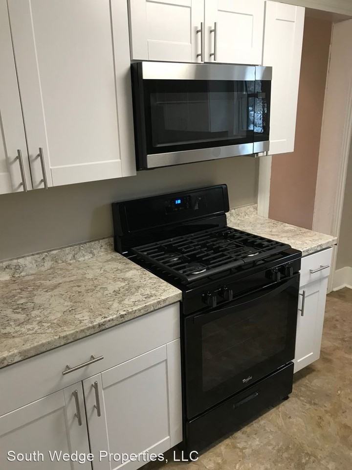 1058-1060 South Clinton - Photo 3 of 12