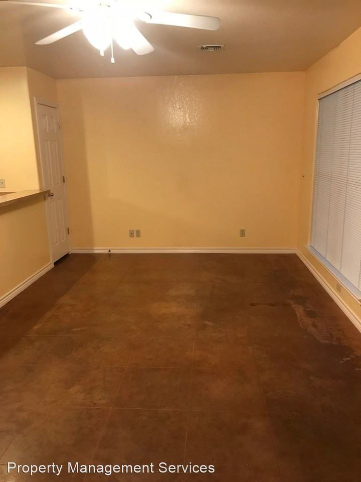 509 Lone Oak - Photo 2 of 7