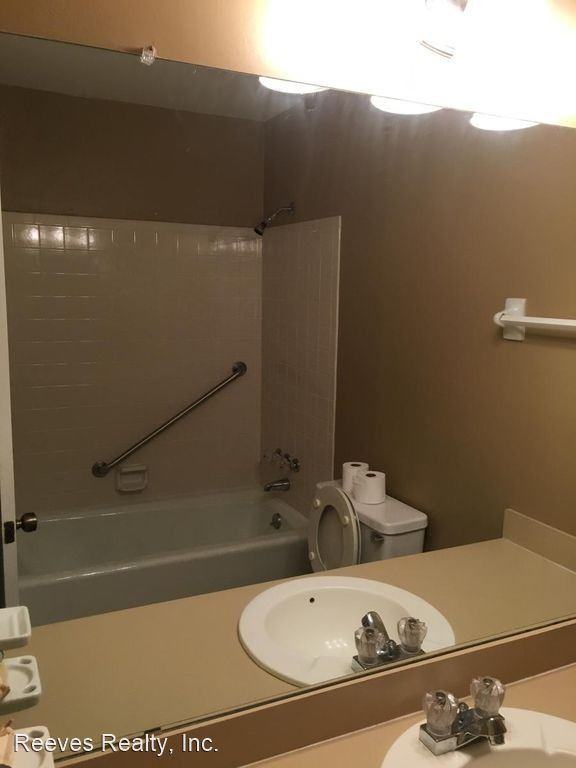 30 Cobblestone Way W - Photo 3 of 15