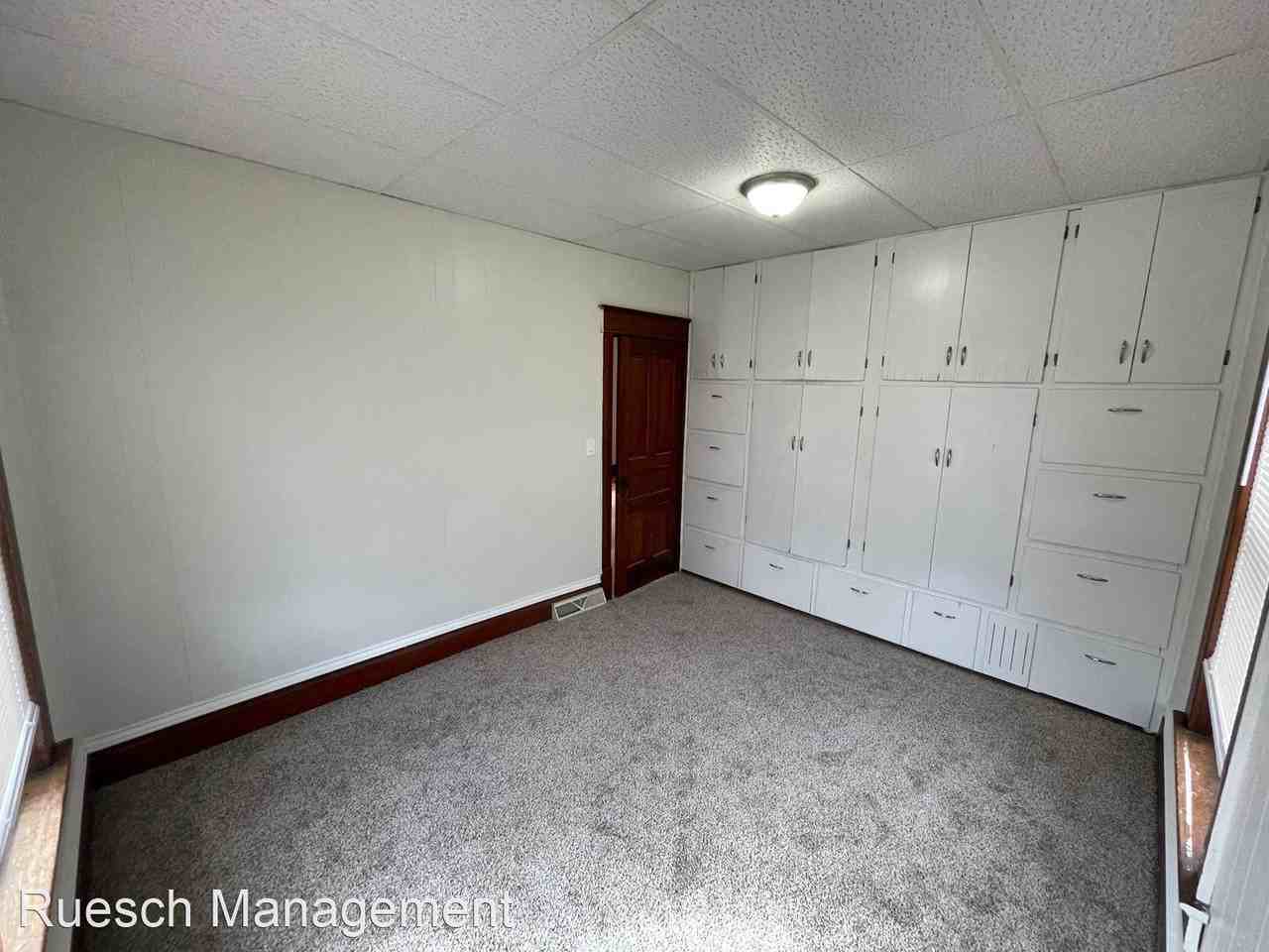 6724 Follett St - Photo 3 of 14