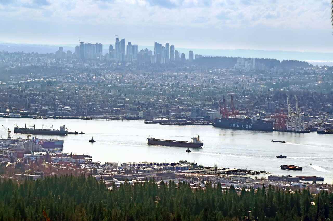 1055 Millstream Road - Photo 3 of 32