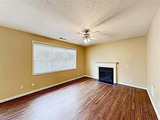 510 Sapphire Valley Ln - Photo 2 of 15