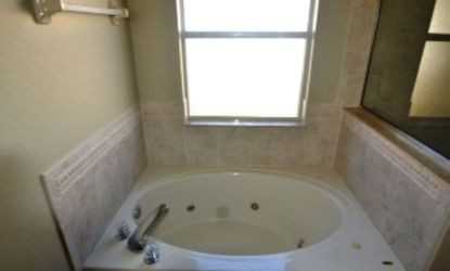 34510 Cliffcreek Ct - Photo 3 of 16