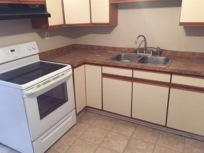 9155 Main Street - Photo 3 of 10