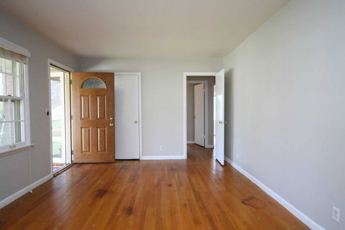 2002 Laverne Dr Nw #1 - Photo 3 of 14