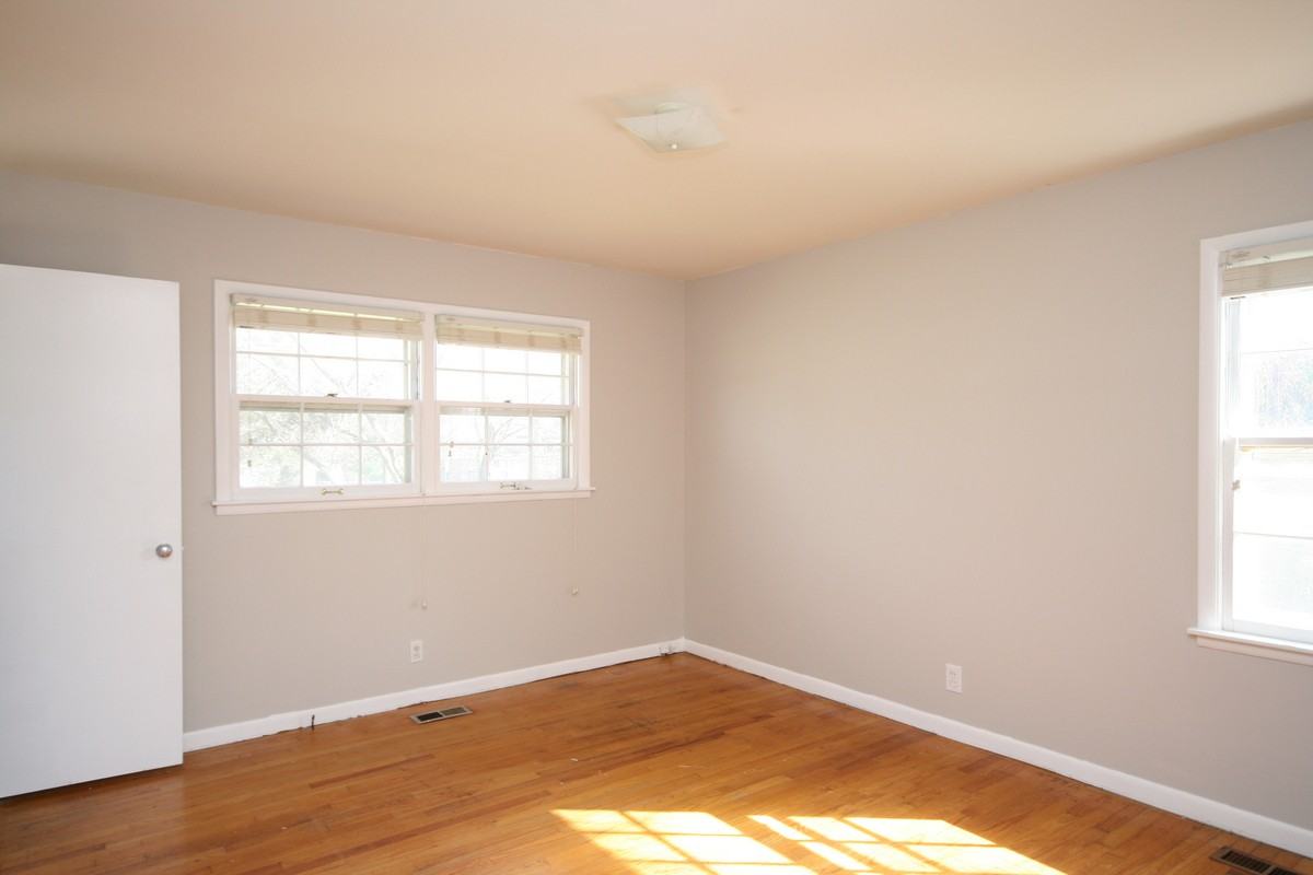 2002 Laverne Dr Nw #1 - Photo 6 of 14