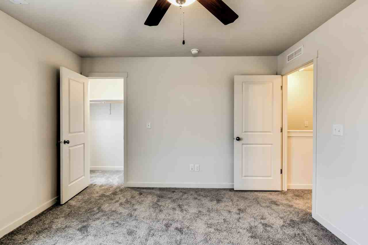 1021 E Iowa Ave #1 - Photo 7 of 8