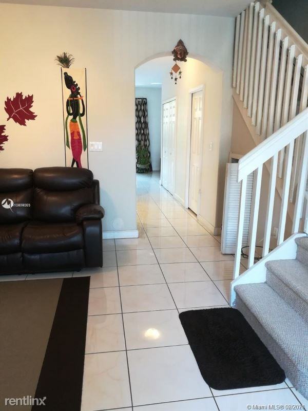 5450 Nw 107th Ave #709