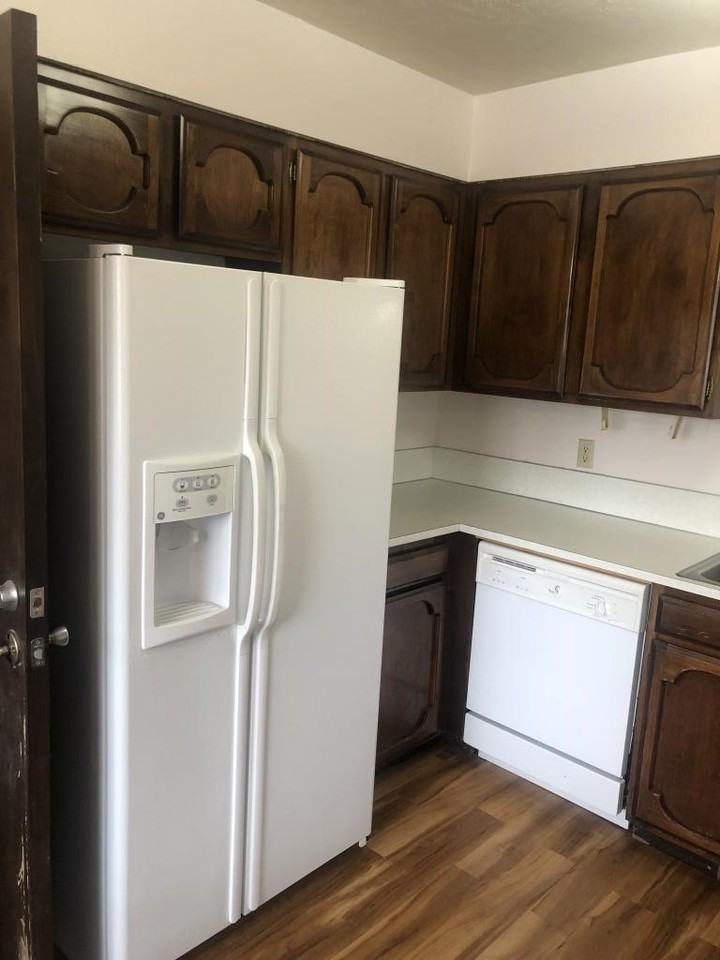 728 Eastland Dr N - Photo 5 of 11