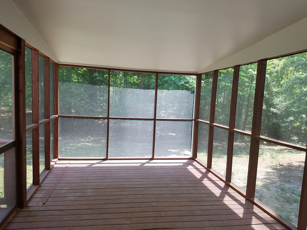 123 E Spring Dr - Photo 3 of 22