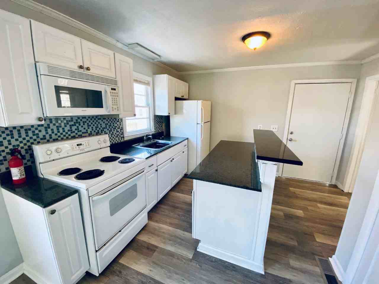 607 37th Avenue South #1 - Photo 2 of 16