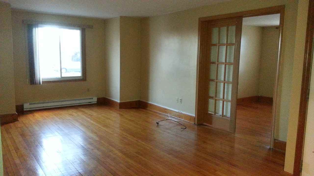 25 Coburn Ave #1 - Photo 6 of 10
