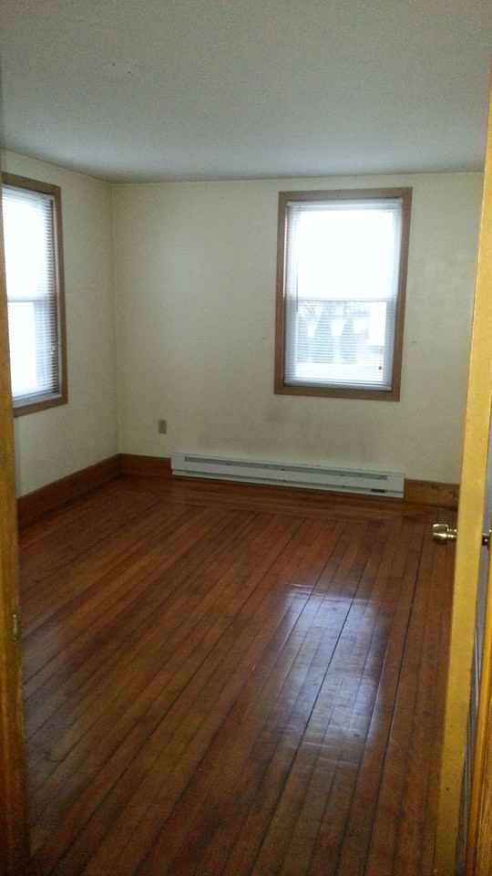 25 Coburn Ave #1 - Photo 7 of 10