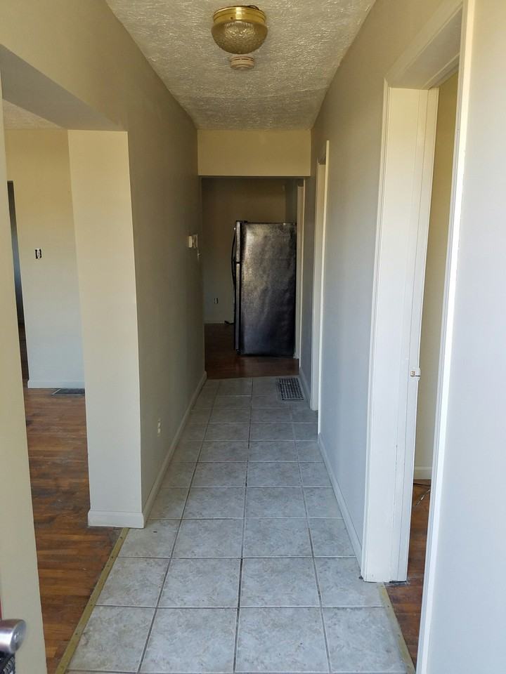 1720 Reynolds St - Photo 2 of 13