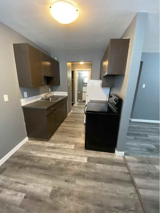 10910 4-10910 53 Ave Nw - Photo 2 of 11