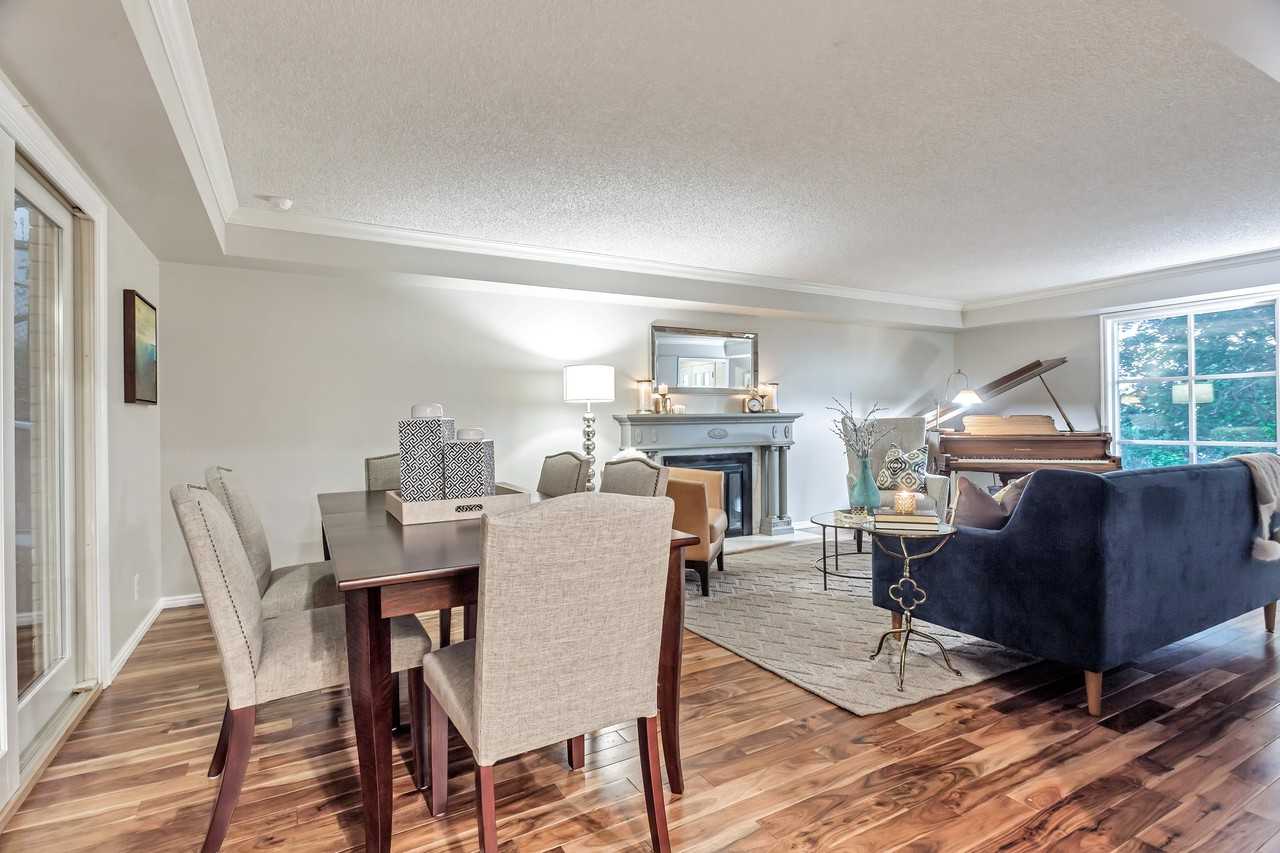 4611 S Ledgemont Dr - Photo 2 of 23