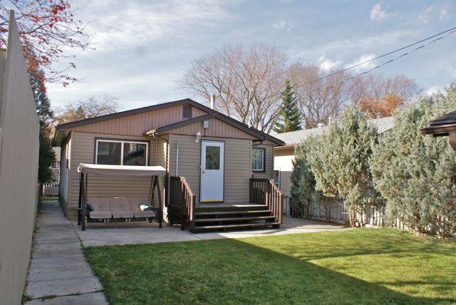 12013 67 St Nw - Photo 2 of 15