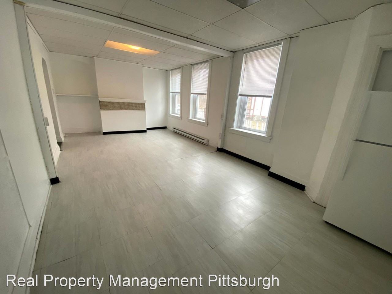 1015 Gerritt Street - Photo 2 of 9