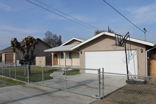 3923 Washington St - Photo 2 of 11