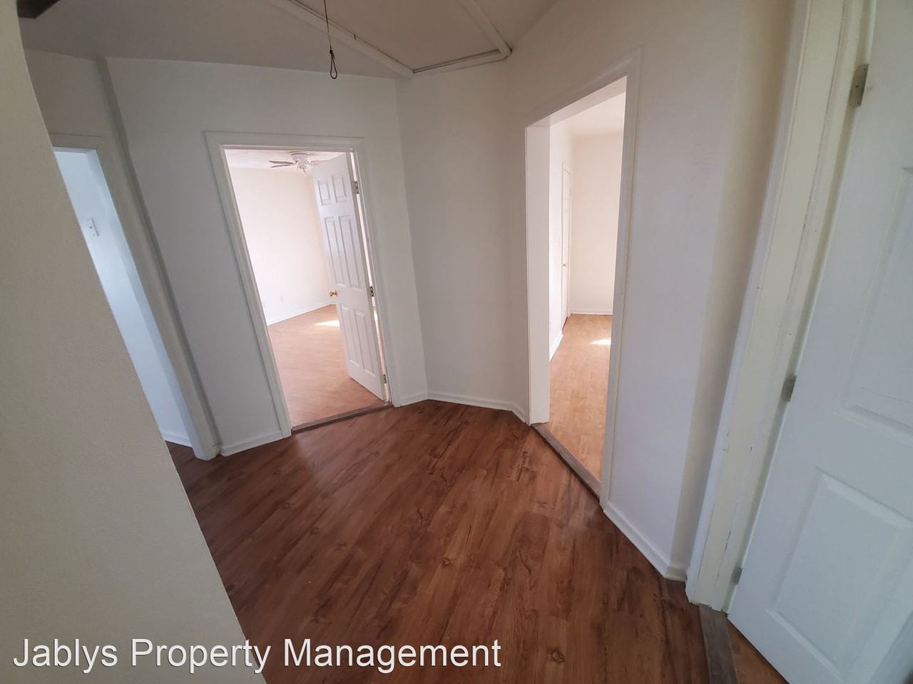 430 W 7th St - Photo 2 of 13