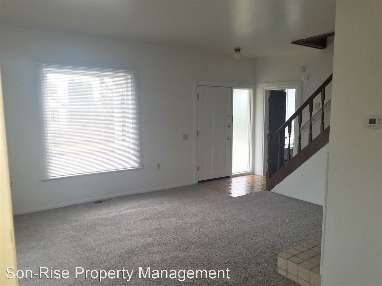 2323 E St - Photo 2 of 17