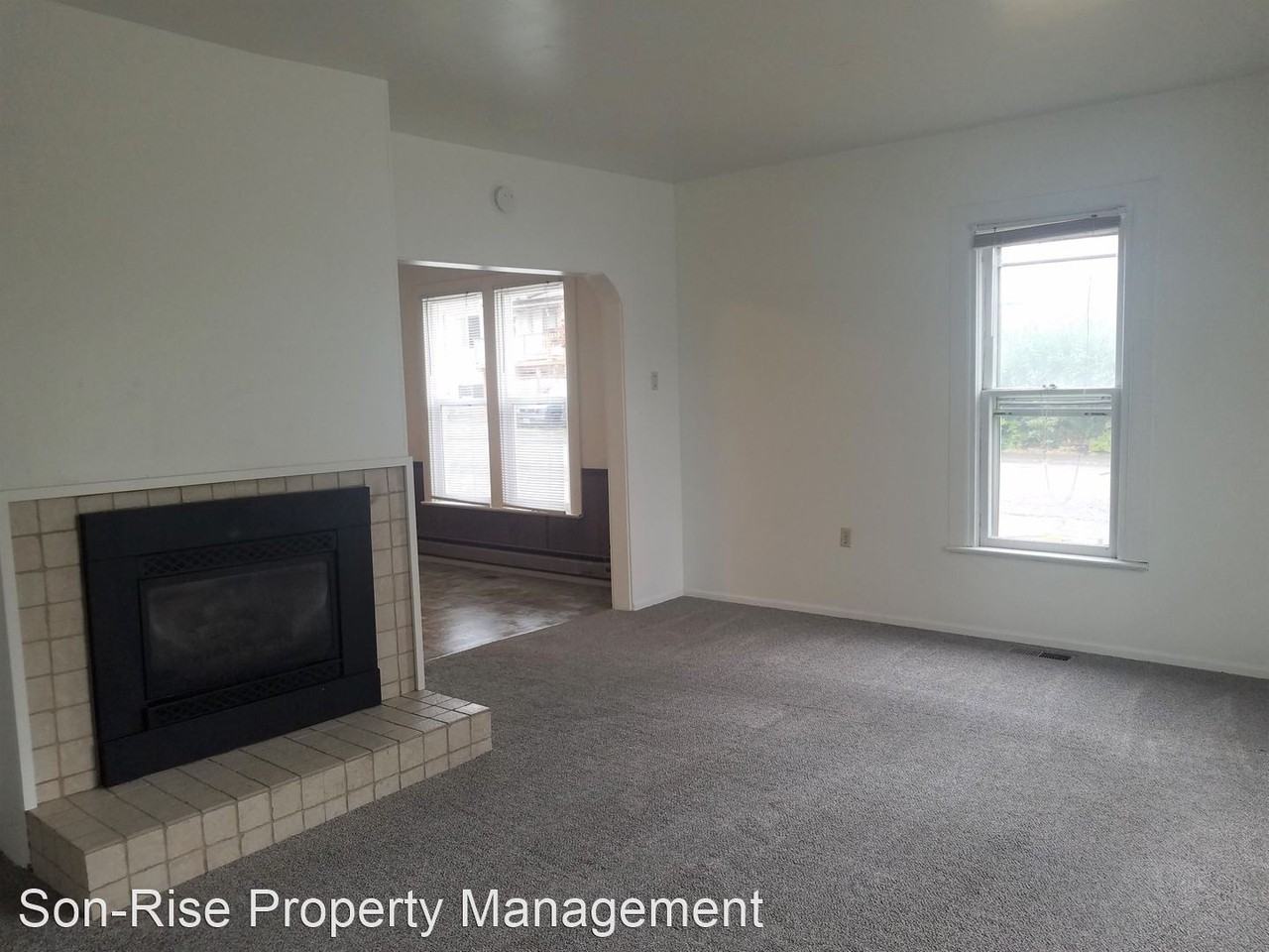 2323 E St - Photo 3 of 17