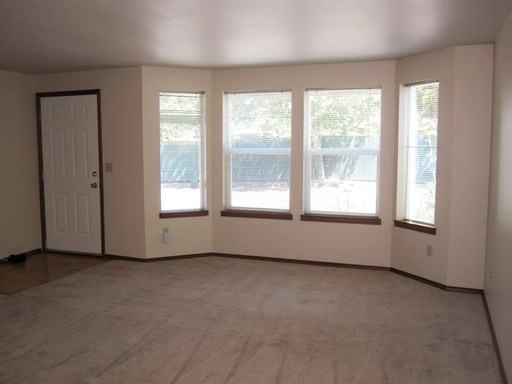 17456 SE 82nd Dr - Photo 3 of 19