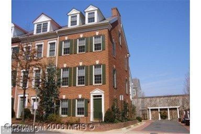 309 2nd St - Photo 2 of 9