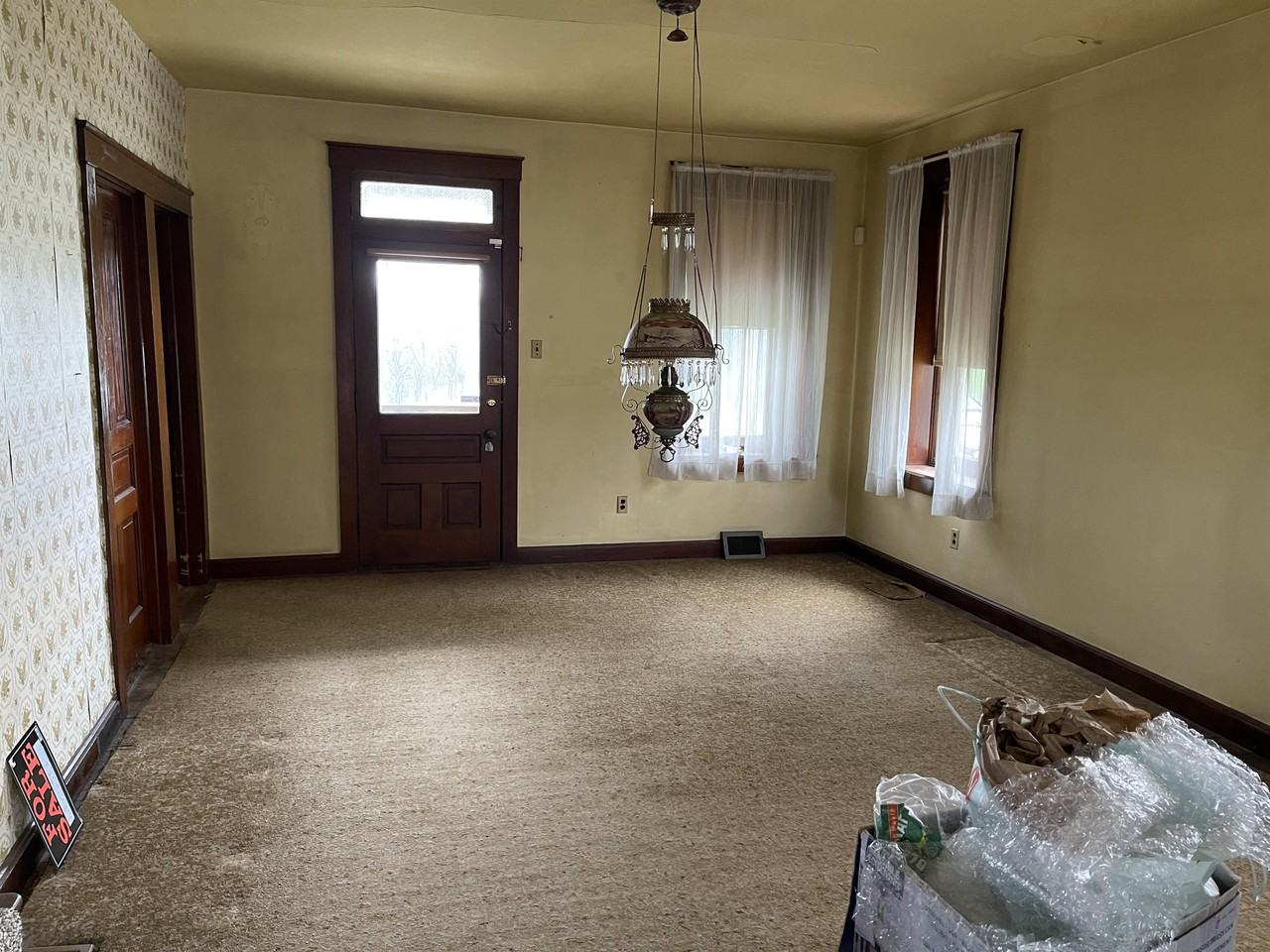 97 Penn St #1 - Photo 6 of 11