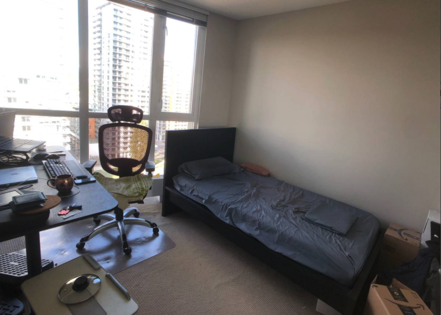 MARINE GATEWAY - Photo 2 of 8